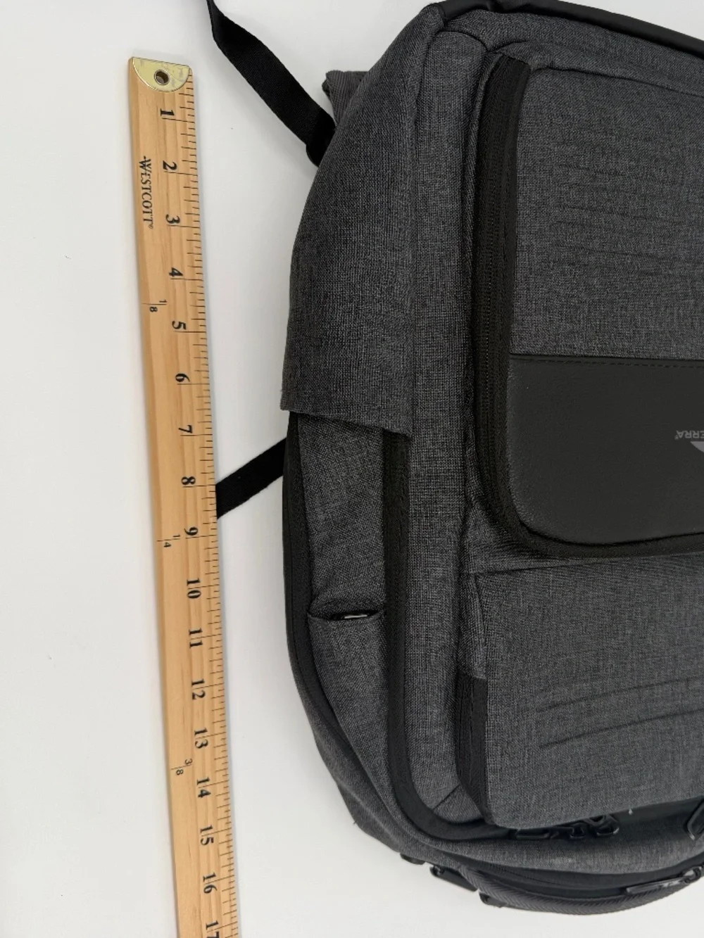 High Sierra Backpack Gray Straps Compartments Pockets Laptop Travel